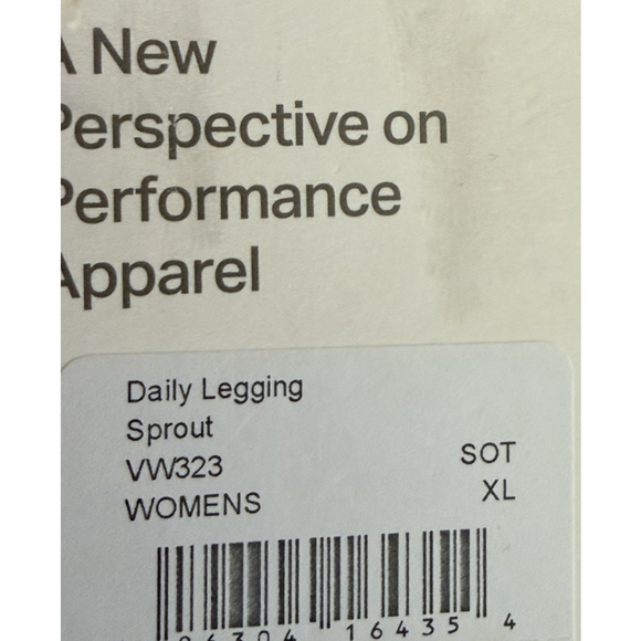 VUORI DAILY LEGGING 24.5” SPROUT COLOR SIZE XL NWT - Picture 7 of 8